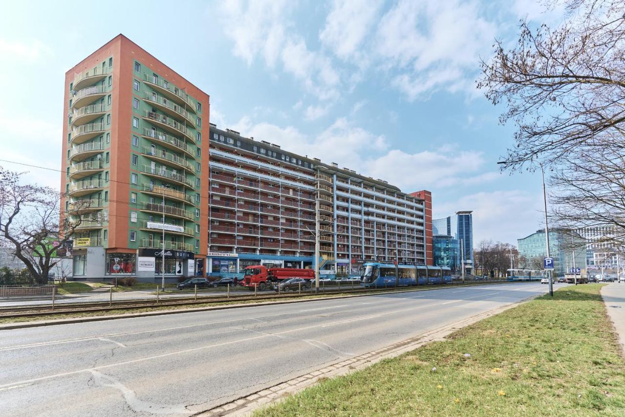 Apartments Wroclaw Legnicka By Noclegi Renters Eksteriør billede